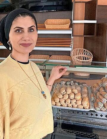 Aysel Ay will ihre Waren in der in der Bonfelder Stra&szlig;e anbieten.