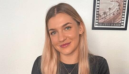 Die Tinte ist trocken: Paulina Uścinowicz hat bei der Sport-Union Neckarsulm ein für zwei Spielzeiten gültiges Arbeitspapier unterschrieben. Die Tinte ist trocken: Paulina Uścinowicz hat bei der Sport-Union Neckarsulm ein für zwei Spielzeiten gültiges Arbeitspapier unterschrieben.