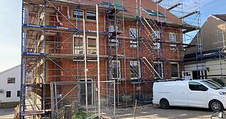 An der Grundschule Berwangen laufen derzeit Sanierungsarbeiten.