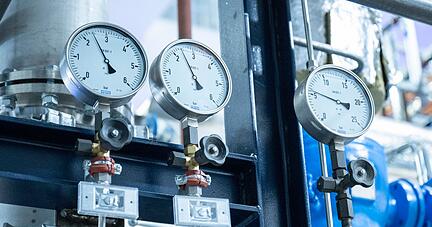Ein Heizkraftwerk: Wärmenetze können angeschlossene Haushalte mit Energie versorgen.