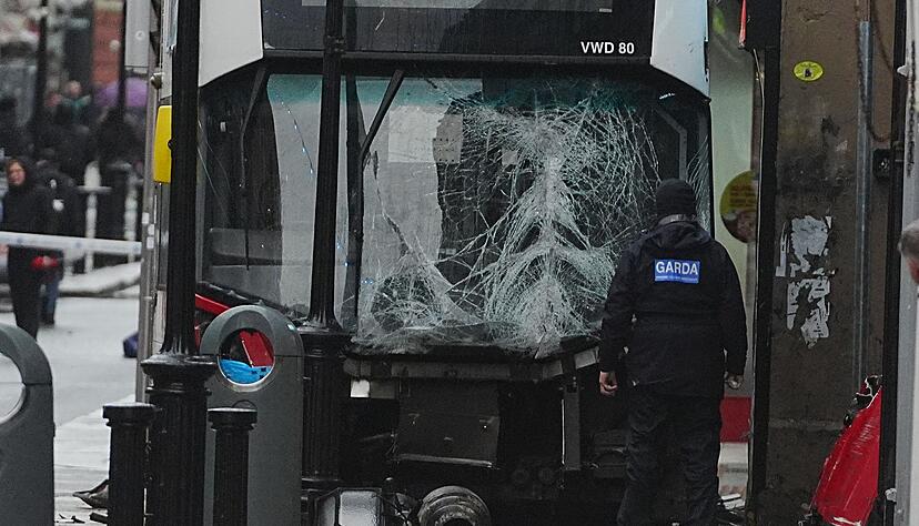 Mehrere Verletzte m&uuml;ssen im Krankenhaus behandelt werden.