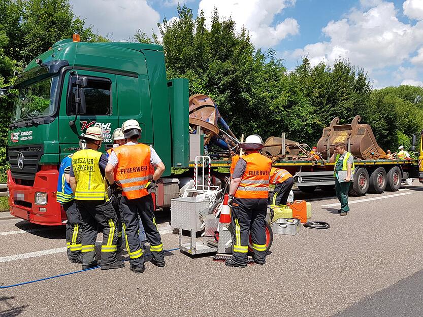 Unfall auf der A81 beim Parkplatz K&auml;lbling | 20.06.