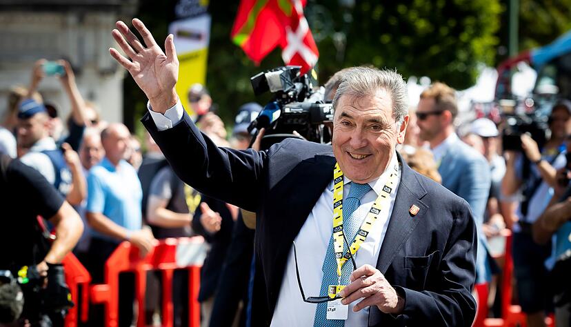Radsport-Star Eddy Merckx befindet sich offenbar wieder im Krankenhaus. (Archivbild)