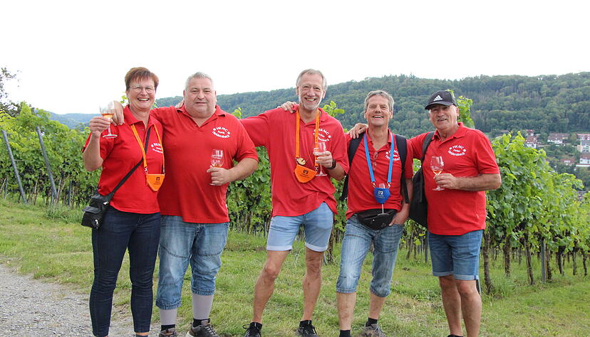 Aus dem benachbarten Neckar-Odenwald-Kreis kommt diese Gruppe schon seit vielen Jahren zur Kochertaler Genießertour. Aus dem benachbarten Neckar-Odenwald-Kreis kommt diese Gruppe schon seit vielen Jahren zur Kochertaler Genießertour.