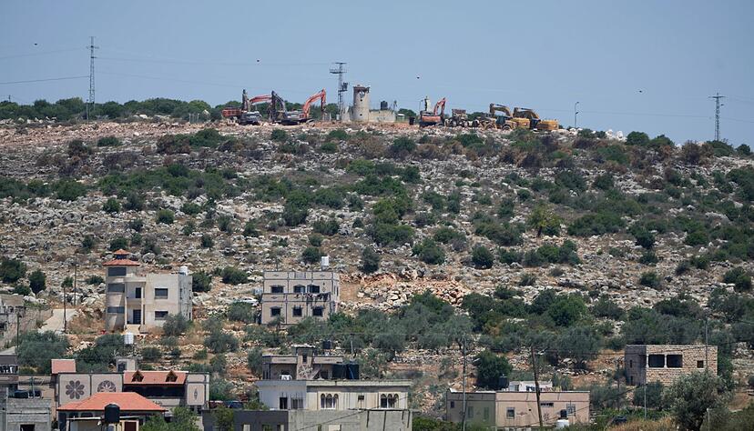 Au&szlig;enminister Johann Wadephul (CDU) kritisiert die neuen Pl&auml;ne der israelischen Regierung f&uuml;r 19 neue Siedlungsprojekte im Westjordanland.