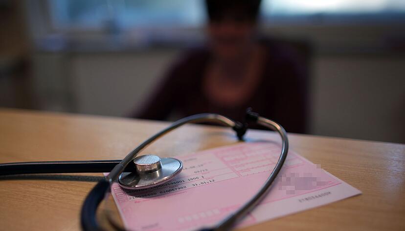 Bei den gef&auml;lschten Rezepten handelt es sich um solche in Papierform. (Symbolbild)