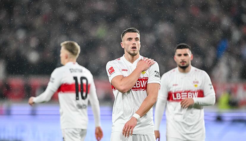 Ermedin Demirovic feiert sein 1:0.