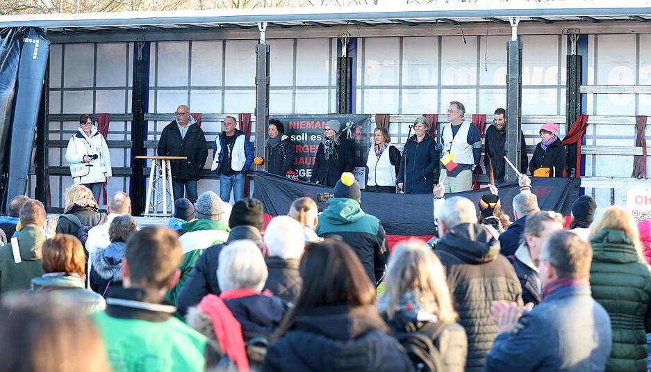 Fußmarsch und Fahrzeug-Korso: Demo gegen Ampel-Politik in Heilbronn