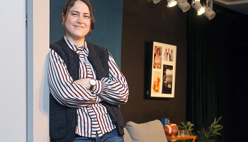 „Ich bin schlecht im Verheimlichen und
Lügen“: Regisseurin Luise Leschik. „Ich bin schlecht im Verheimlichen und
Lügen“: Regisseurin Luise Leschik.