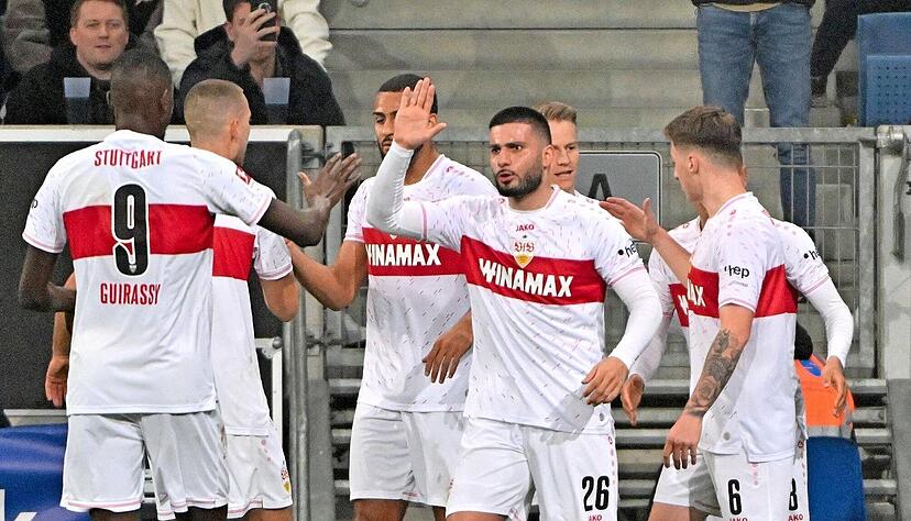 Jubel, Trubel, Heiterkeit: Es gab ein Stuttgarter 3:0 im badisch-schwäbischen Duell in Hoffenheim, 25:7 Torschüsse bei einem Gegner, der in den Europacup will.
Foto: dpa