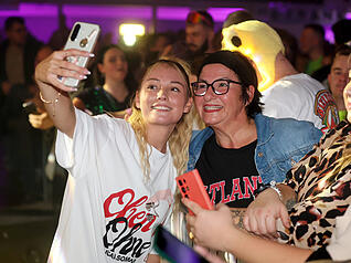 Malle-Feeling und gute Laune: Zahlreiche Gäste strömten zur Mallorca-Party in Langenbrettach. Malle-Feeling und gute Laune: Zahlreiche Gäste strömten zur Mallorca-Party in Langenbrettach.