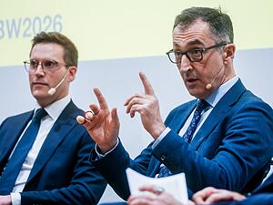 In Baden-W&uuml;rttemberg gibt es nach der Wahl eine Pattsituation im Parlament. Was bedeutet das f&uuml;r den Posten des Ministerpr&auml;sidenten? (Archivbild)