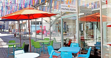 Ins ehemalig Sharkeys zieht endlich wieder Leben ein. Michels Küche ist in wenigen Wochen in der ehemaligen Sportsbar zu finden.
Foto: Ralf Seidel