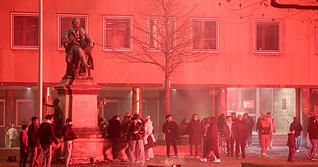 Statt wilder B&ouml;llerei auf dem Marktplatz k&ouml;nnte es k&uuml;nftig ein zentral organisiertes Feuerwerk in Heilbronn geben.