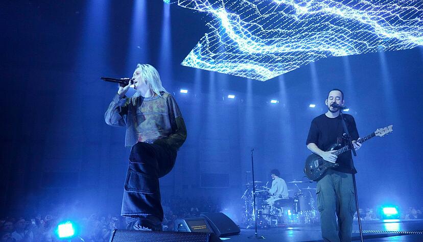 Am Mikro von Linkin Park steht nun eine Frau.