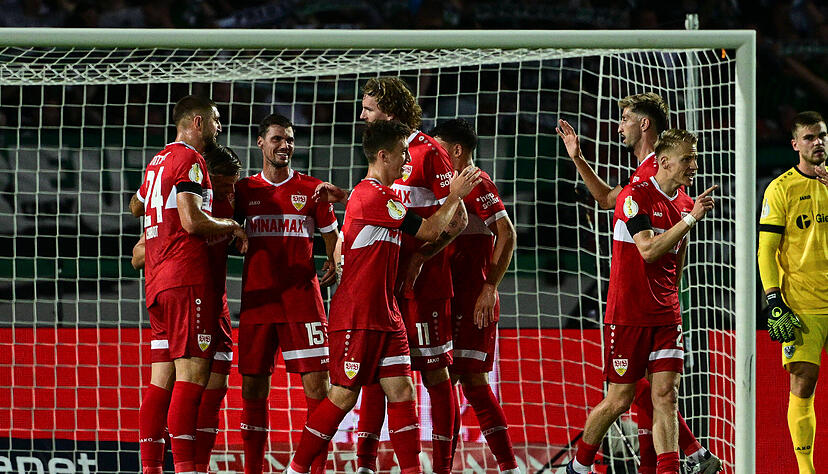 Der VfB Stuttgart setzt sich in der ersten Runde im DFB-Pokal deutlich gegen Preußen Münster durch.