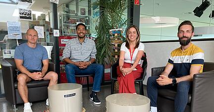 Sehen sich auch Lehrer als Vorbilder an (von links): Jakob Baum, Ivan Elliot, Cristina Baglio und Nikola Grgic. Foto: Simon Gajer