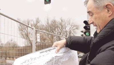 „Wir hoffen, dass die angestrebte Wirkung erreicht wird und die Bürger den Aufwand zu schätzen wissen.“
          Projektleiter Gerald Scheithauer „Wir hoffen, dass die angestrebte Wirkung erreicht wird und die Bürger den Aufwand zu schätzen wissen.“
          Projektleiter Gerald Scheithauer