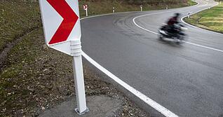 Der Landkreis Heilbronn und Hohenlohe bieten kurvenreiche Strecken für Motorradfahrer.