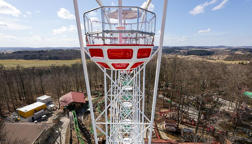 Der Park hat an diesem Wochenende wieder geöffnet. Der Park hat an diesem Wochenende wieder geöffnet.