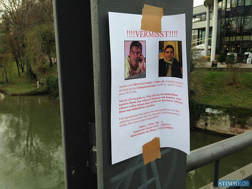 35 Freunde und Bekannte suchen mit insgesamt 600 Flyern nach dem Vermissten.