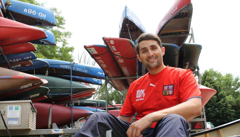 Eduard Forat ist Gesellschafter der neu gegründeten Stadt-Land-Fluss-GmbH, die die ehemalige Firma 100 Prozent Kanu und Bike als Marke weiter betreibt. Seine Kanus fahren weiterhin auf Kocher, Jagst und Neckar.
Foto: Alexander Klug