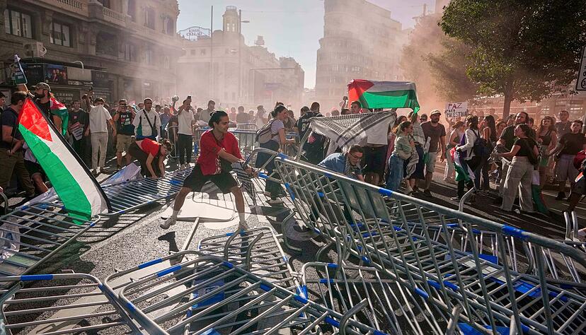 Propalästinensische Demonstranten hatten für den Abbruch der letzten Vuelta-Etappe gesorgt.