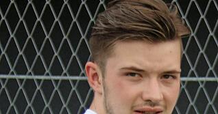 Voll fokussiert: Luca Sandro Trefz hat es bereits bis ins GT Masters gebracht. Dort möchte sich der 19-Jährige etablieren.
Foto: Imago Images/Eibner