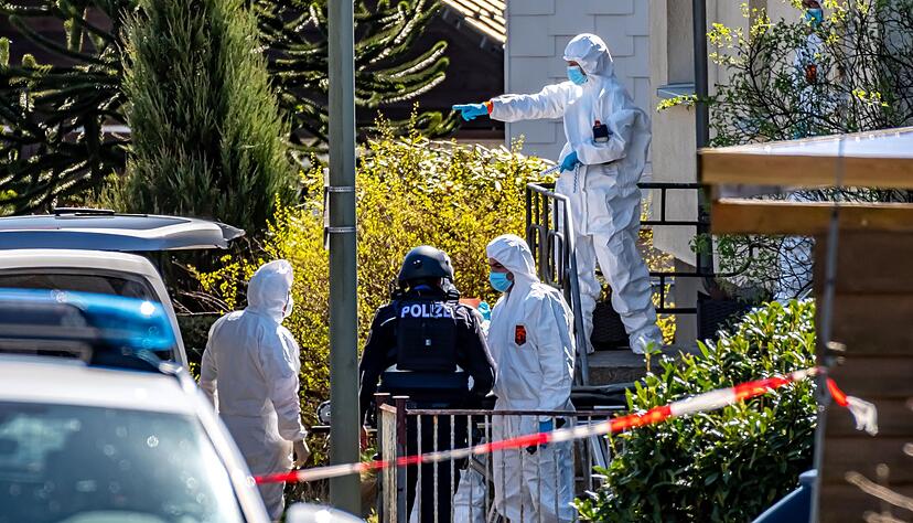 Spuren am Tatort führten zu dem dringenden Tatverdacht gegen einen 61-Jährigen (Archivbild). Spuren am Tatort führten zu dem dringenden Tatverdacht gegen einen 61-Jährigen (Archivbild).