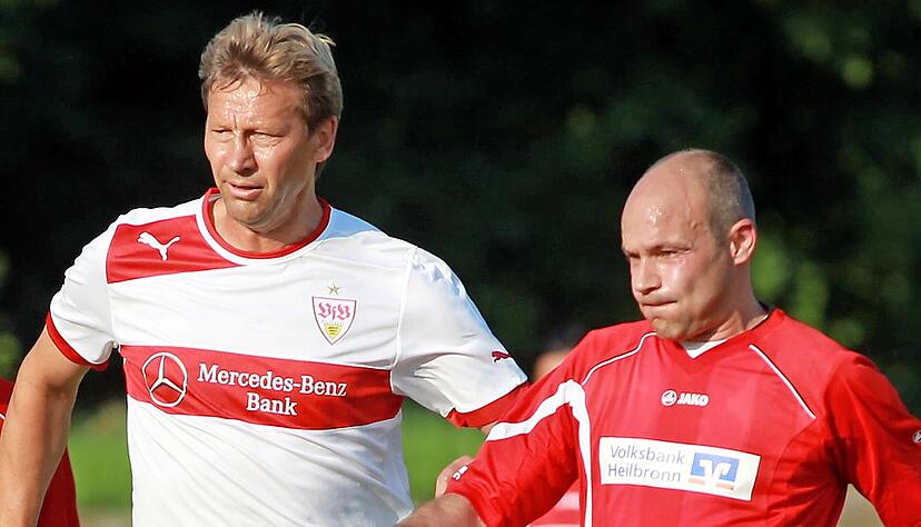 Kennen sich schon: Guido Buchwald (li.) und Dirk Wengert.
Foto: Archiv/Veigel