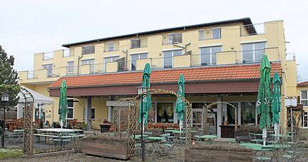 Der Seegasthof an der Ehmetsklinge in Zaberfeld steht zum Verkauf. Im Idealfall soll er weiterhin als Hotel, Restaurant und Biergarten genutzt werden.
Foto: Friedhelm Römer