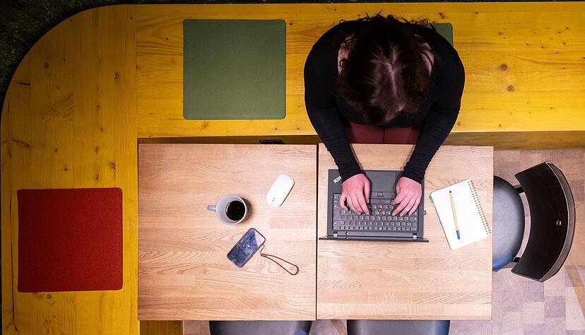 Anstatt lange am Anschreiben zu t&uuml;fteln, k&ouml;nnen Bewerberinnen und Bewerber darauf verzichten und stattdessen ihren Lebenslauf mit wichtigen Details aufpolieren.