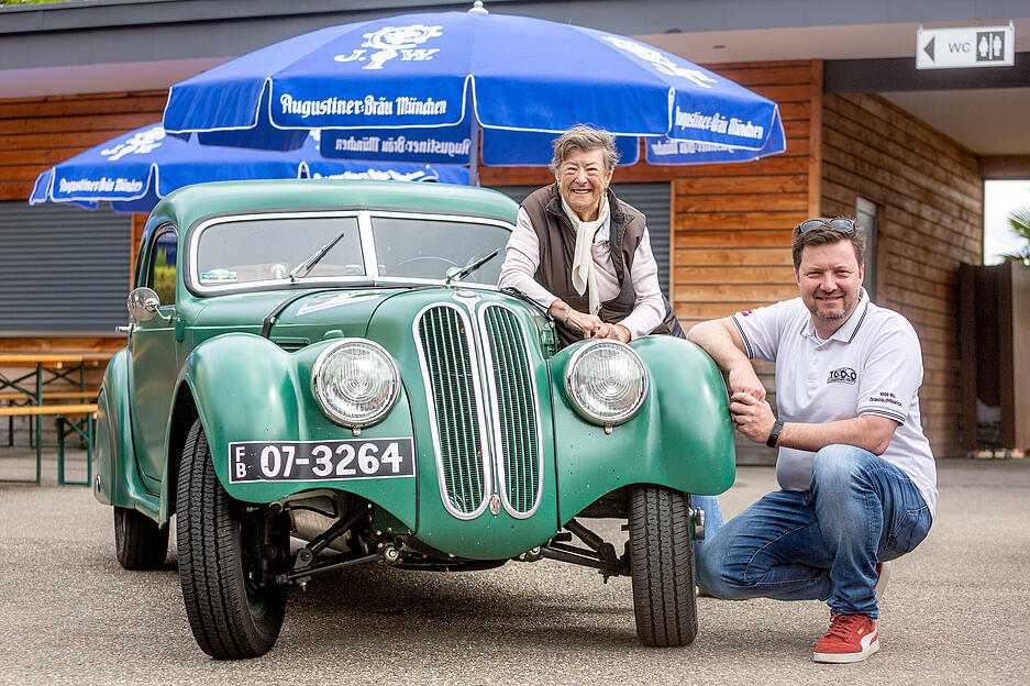 Gro&szlig;es Young- und Oldtimertreffen auf dem Gel&auml;nde der Genossenschaftskellerei Heilbronn