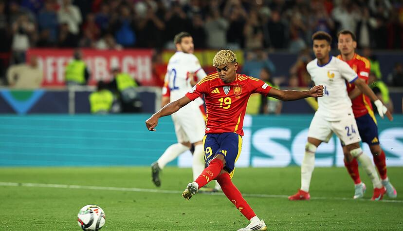 Lamine Yamal traf doppelt. Lamine Yamal traf doppelt.