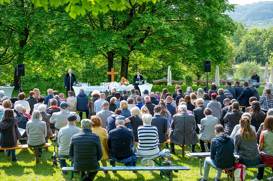 Christi Himmelfahrt "Kirche im Gr&uuml;nen" Taufgottesdienst am Breitenauer See