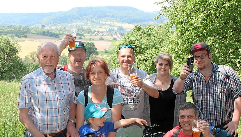 Wandern oder Kirche im Grünen? Zwei Varianten für einen Tag.
Foto: Archiv/Reichert Wandern oder Kirche im Grünen? Zwei Varianten für einen Tag.
Foto: Archiv/Reichert