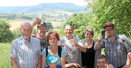 Wandern oder Kirche im Grünen? Zwei Varianten für einen Tag.
Foto: Archiv/Reichert Wandern oder Kirche im Grünen? Zwei Varianten für einen Tag.
Foto: Archiv/Reichert