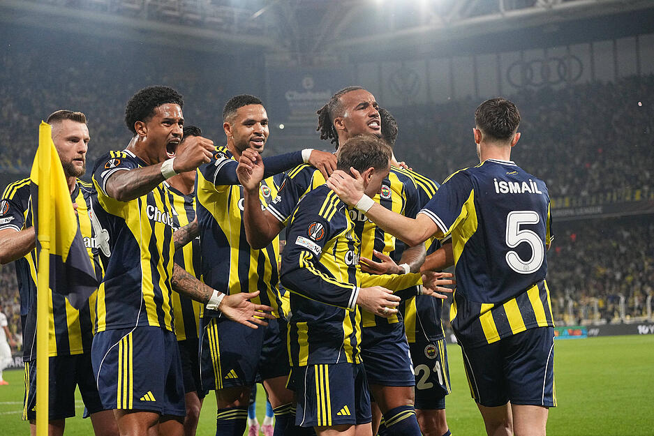 Und erneut traf der VfB Stuttgart auswärts nicht. Auch bei Fenerbahce verlor der VfB durch einen Elfmeter 0:1.