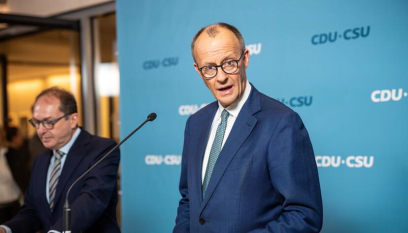 Die Union m&ouml;chte sich zu aktuellen Migrationsthemen mit zwei Antr&auml;gen und einem Gesetzentwurf im Bundestag positionieren.