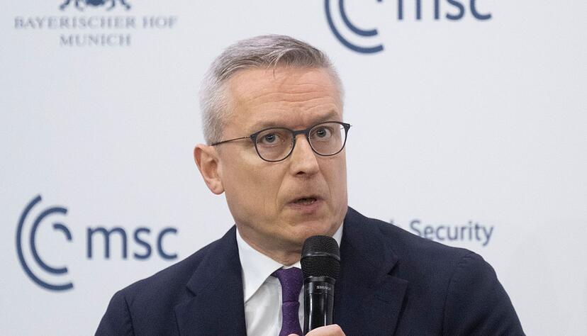 Auch der Digitalminister zeigt sich offen f&uuml;r Altersbeschr&auml;nkungen. (Archivbild)