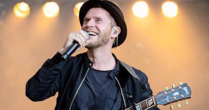 Aufgewachsen am Niederrhein, inzwischen in Hamburg zu Hause: Mit seinem aktuellen Album "Plan A" und der gleichnamigen Tour kommt Johannes Oerding am 2. April in die Hanns-Martin Schleyer-Halle nach Stuttgart. 
Foto: dpa