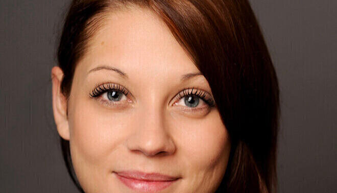 Rebecca Graner ist die Nachfolgerin in spe von Martina Keck. Derzeit bilden beide Frauen noch ein Führungsduo bei der VHS-Außenstelle.