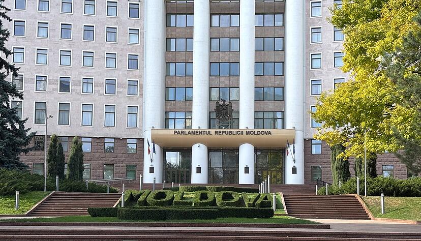 Die proeuropäische Partei Aktion und Solidarität (PAS) erhielt erneut die absolute Mehrheit bei der richtungsweisenden Parlamentswahl in der Republik Moldau. Die proeuropäische Partei Aktion und Solidarität (PAS) erhielt erneut die absolute Mehrheit bei der richtungsweisenden Parlamentswahl in der Republik Moldau.