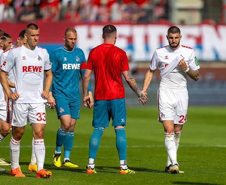 In Köln wird Chabot schnell zum Führungsspieler, kann aber den Abstieg in die zweite Liga am Ende der Saison 2023/2024 nicht verhindern.