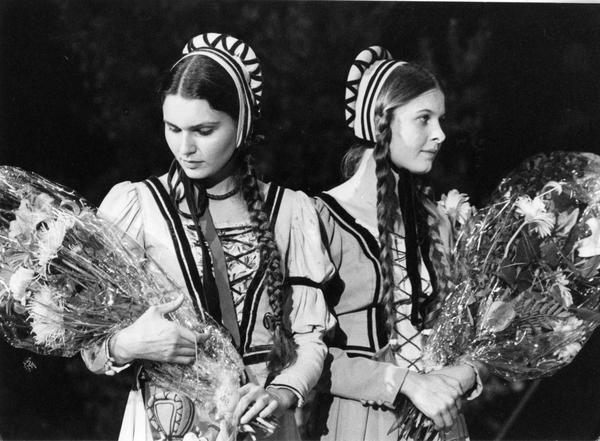 1979 - 1981 Gabi Kloskowski
 Der deutsch-amerikanischen Freundsschaftsball &uuml;bernimmt die Aufgabe der K&auml;thchenwahl.  Diesmal tragen zwei Vertretrerinnen lange Z&ouml;pfe: K&auml;thchen Gabi rechts und Vizek&auml;thchen Heidi Reichert li.