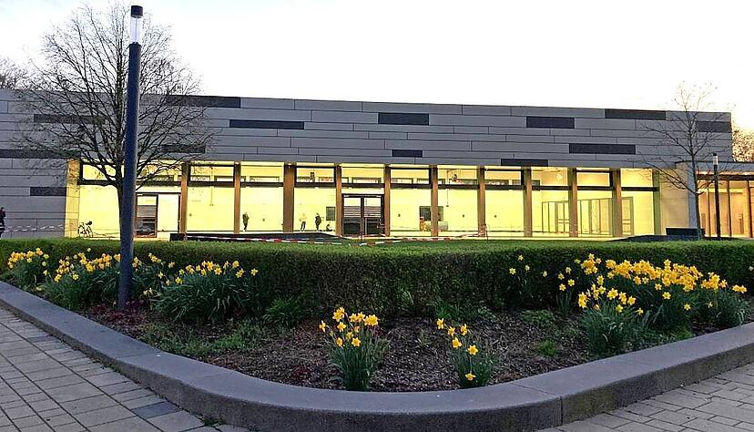 Beliebt, aber teuer im Betrieb: Die Nutzungsgebühren für die moderne Mehrzweckhalle in Massenbachhausen werden angepasst.
Foto: Susanne Schwarzbürger