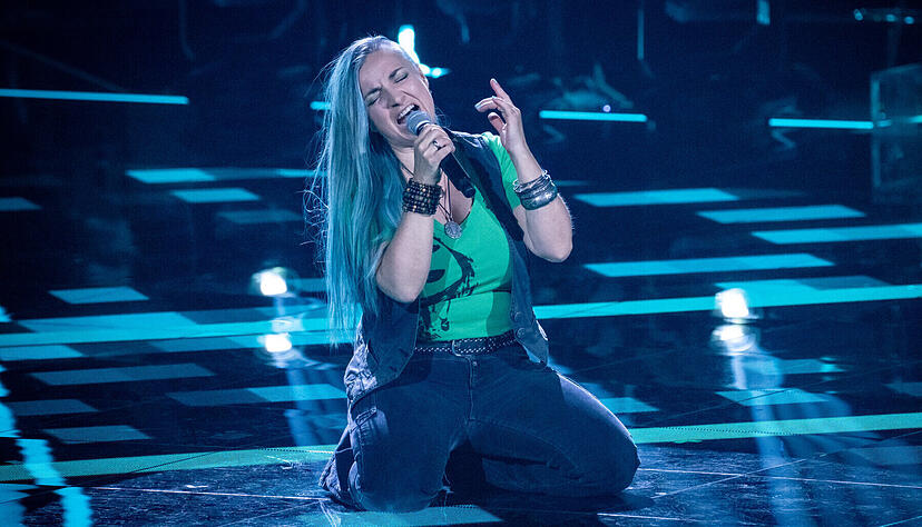 Biggi Käfer aus Neuenstadt steht seit 30 Jahren auf der Bühne. Nun nimmt sie an der aktuellen Staffel von "The Voice Of Germany" teil. Biggi Käfer aus Neuenstadt steht seit 30 Jahren auf der Bühne. Nun nimmt sie an der aktuellen Staffel von "The Voice Of Germany" teil.