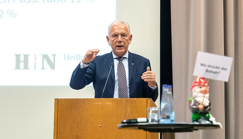 OB Harry Mergel zieht nach acht Bürgerversammlungen in Neckargartach eine erste Bilanz: "Die Ursachen der Unzufriedenheit sind Defizite in der Infrastruktur." OB Harry Mergel zieht nach acht Bürgerversammlungen in Neckargartach eine erste Bilanz: "Die Ursachen der Unzufriedenheit sind Defizite in der Infrastruktur."