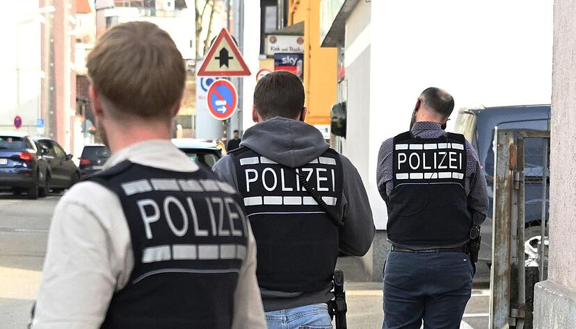 Gegen den mutma&szlig;lichen T&auml;ter wird wegen gef&auml;hrlicher K&ouml;rperverletzung ermittelt.