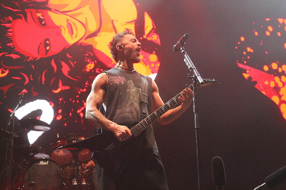 Die britische Band Bullet for my Valentine ist am Dienstagabend gemeinsam mit der US-Metalband Trivium zu Gast in der Hanns-Martin-Schleyer-Halle Stuttgart.